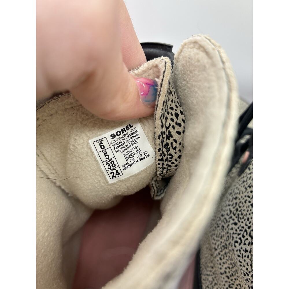 Sorel Explorer Lace Youth 6 Animal Print Waterproof Boots Womens 7.5 Pink Sole - Picture 8 of 8